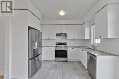 28 Union Boulevard Wasaga Beach ON L9Z 0M5