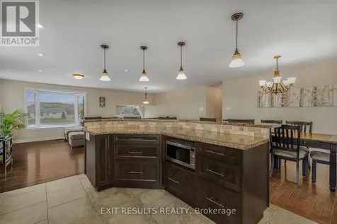 1887 Champlain Street East Clarence-rockland ON K0A 1N0