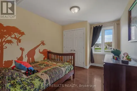 1887 Champlain Street East Clarence-rockland ON K0A 1N0