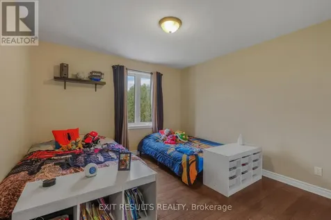 1887 Champlain Street East Clarence-rockland ON K0A 1N0