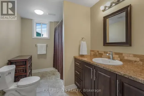 1887 Champlain Street East Clarence-rockland ON K0A 1N0