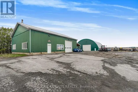 1887 Champlain Street East Clarence-rockland ON K0A 1N0