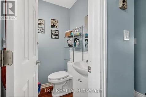 369 Mockingbird Drive Ottawa ON K1E 2A6