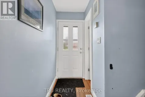 369 Mockingbird Drive Ottawa ON K1E 2A6