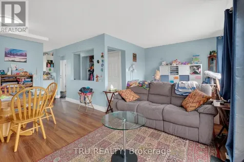 369 Mockingbird Drive Ottawa ON K1E 2A6