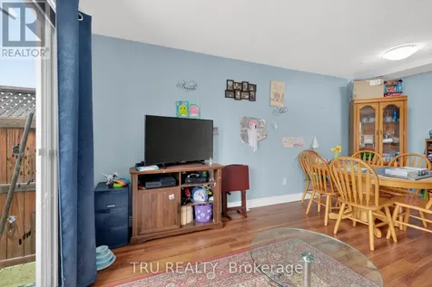 369 Mockingbird Drive Ottawa ON K1E 2A6