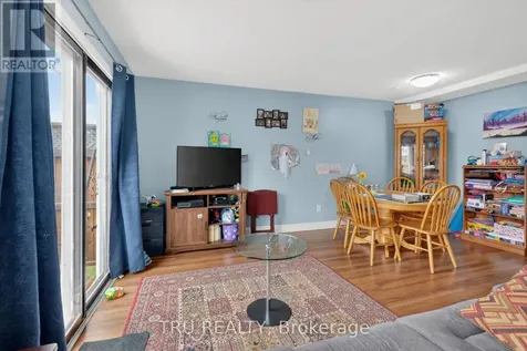 369 Mockingbird Drive Ottawa ON K1E 2A6