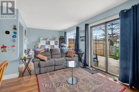 369 Mockingbird Drive Ottawa ON K1E 2A6