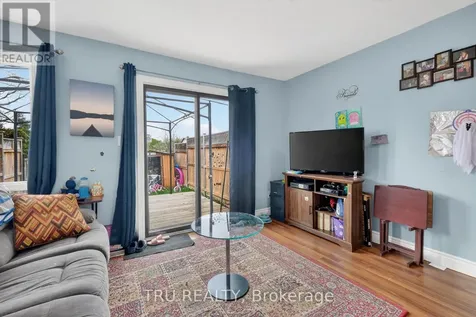 369 Mockingbird Drive Ottawa ON K1E 2A6