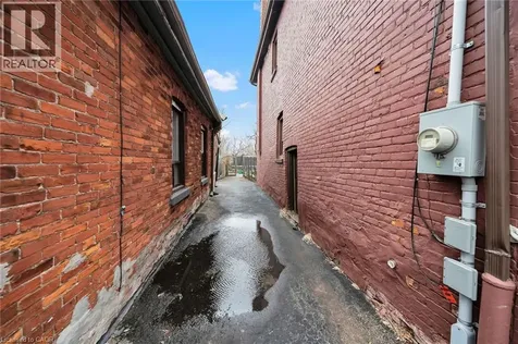 199 Bay Street North Hamilton ON L8R 2R1