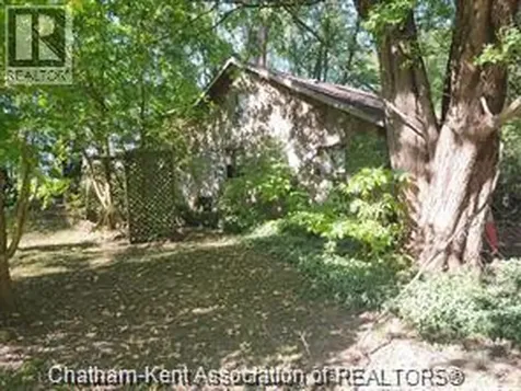 23040 Doherty Street Chatham-kent ON N0P 1V0