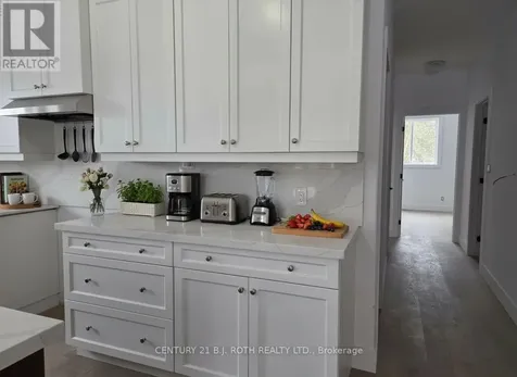 3183 Cove Avenue Innisfil ON L9S 2K7