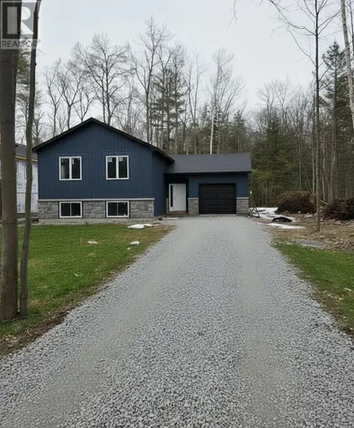 3183 Cove Avenue Innisfil ON L9S 2K7