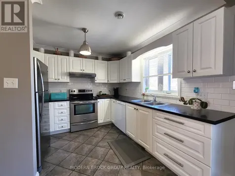 516 King Street West Brockville ON K6V 3T2