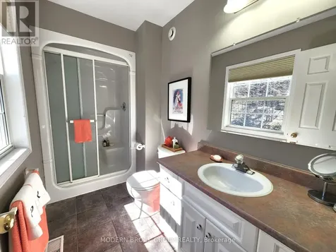 516 King Street West Brockville ON K6V 3T2
