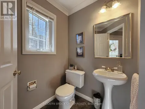 516 King Street West Brockville ON K6V 3T2