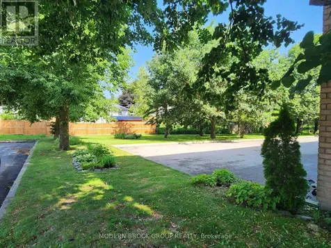 516 King Street West Brockville ON K6V 3T2