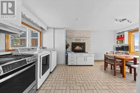 961 Kingsmere Avenue Ottawa ON K2A 3K3