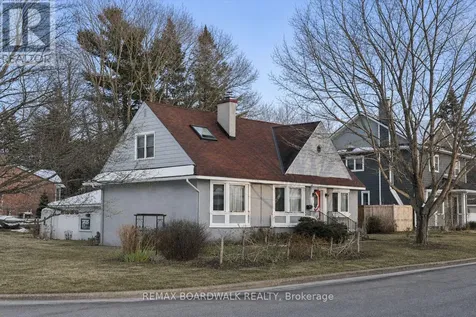 961 Kingsmere Avenue Ottawa ON K2A 3K3