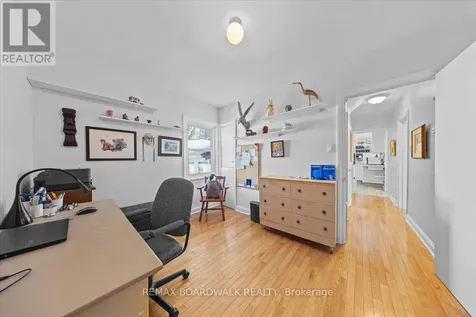 961 Kingsmere Avenue Ottawa ON K2A 3K3
