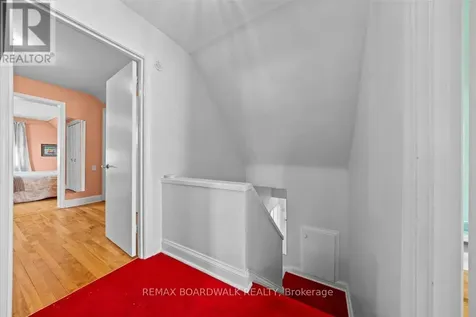 961 Kingsmere Avenue Ottawa ON K2A 3K3