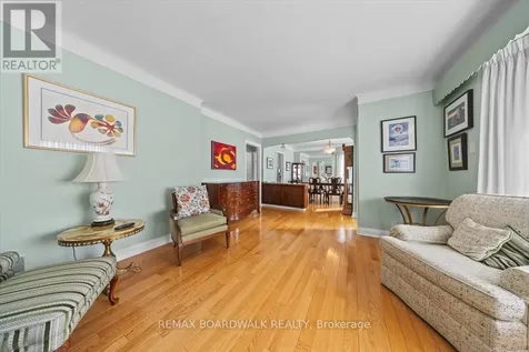 961 Kingsmere Avenue Ottawa ON K2A 3K3