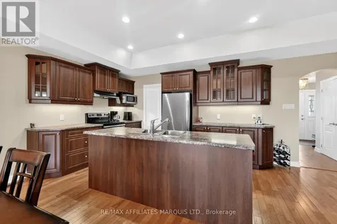 516 Jo Anne Crescent Cornwall ON K6H 7H7