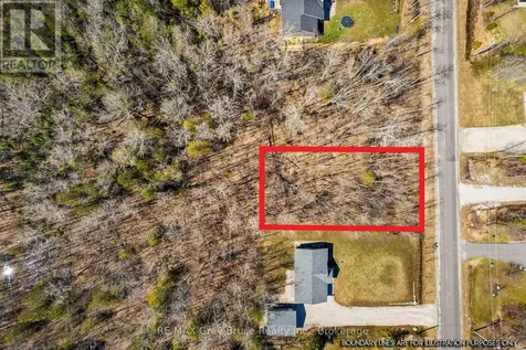 Part 28 Maple Drive Northern Bruce Peninsula ON N0H 1Z0