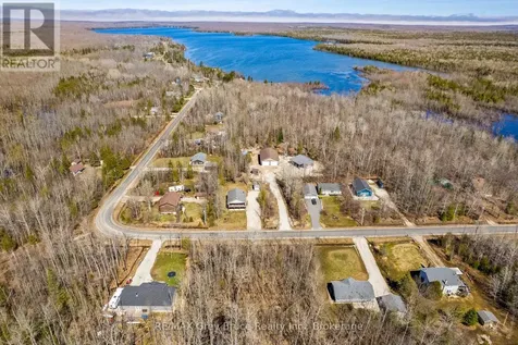 Part 28 Maple Drive Northern Bruce Peninsula ON N0H 1Z0