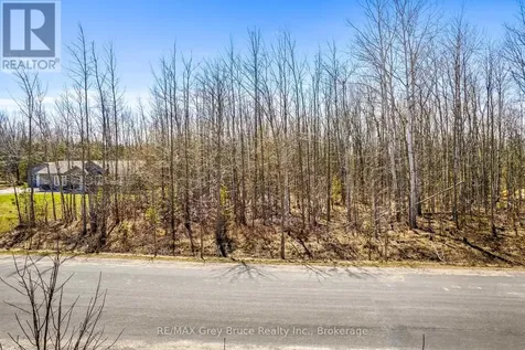 Part 28 Maple Drive Northern Bruce Peninsula ON N0H 1Z0