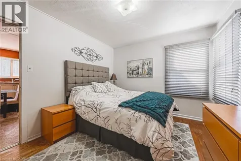 28 Munn Street Hamilton ON L8V 1J9