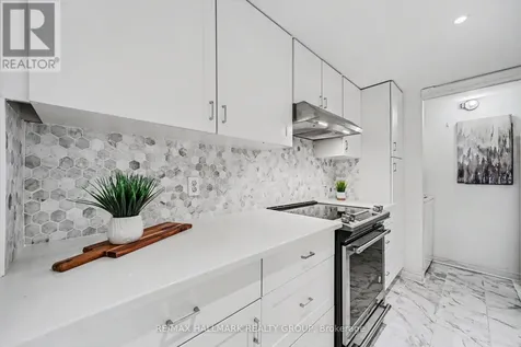 1204 Shillington Avenue Ottawa ON K1Z 7Z4