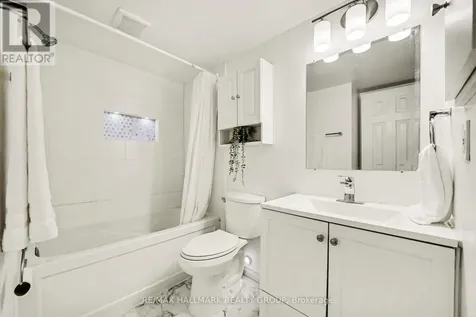 1204 Shillington Avenue Ottawa ON K1Z 7Z4