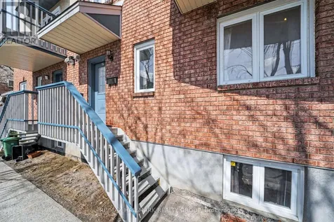 1204 Shillington Avenue Ottawa ON K1Z 7Z4