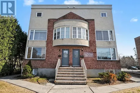 1204 Shillington Avenue Ottawa ON K1Z 7Z4