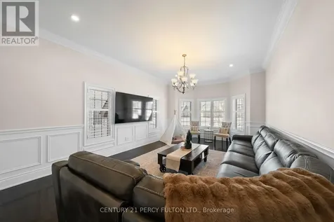 5121 Tom Thomson Court Pickering ON L1Y 0A1