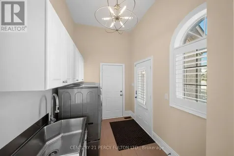 5121 Tom Thomson Court Pickering ON L1Y 0A1