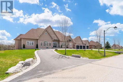 5121 Tom Thomson Court Pickering ON L1Y 0A1