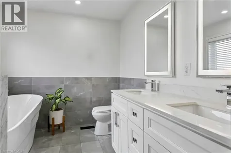 6769 Gracefield Drive Mississauga ON L5N 6T5