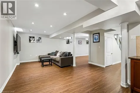6769 Gracefield Drive Mississauga ON L5N 6T5