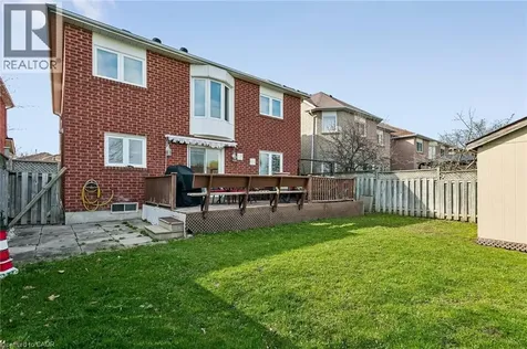 6769 Gracefield Drive Mississauga ON L5N 6T5