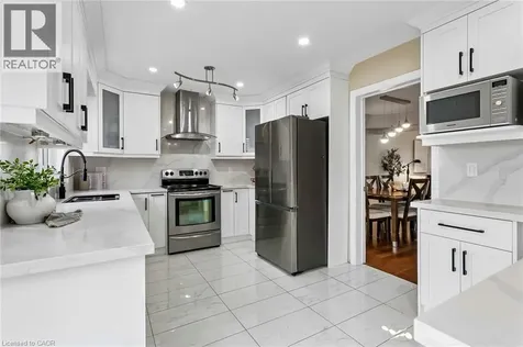 6769 Gracefield Drive Mississauga ON L5N 6T5