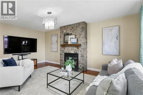 6769 Gracefield Drive Mississauga ON L5N 6T5