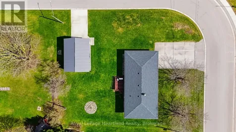 25 Vincent Street South Bruce ON N0G 2J0
