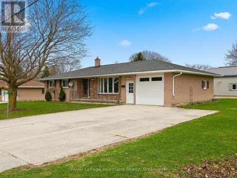 25 Vincent Street South Bruce ON N0G 2J0