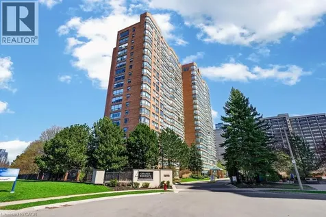 1276 Maple Crossing Boulevard Burlington ON L7S 2J9