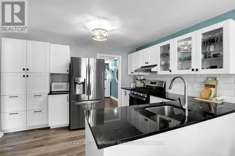 25 Waterton Crescent Ottawa ON K2M 1Y8