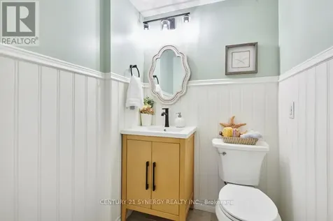 25 Waterton Crescent Ottawa ON K2M 1Y8