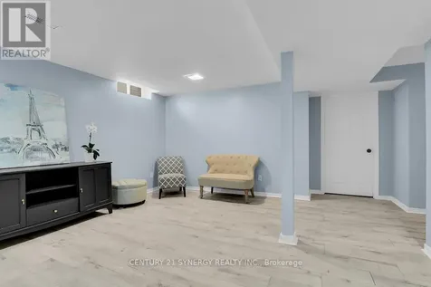 25 Waterton Crescent Ottawa ON K2M 1Y8