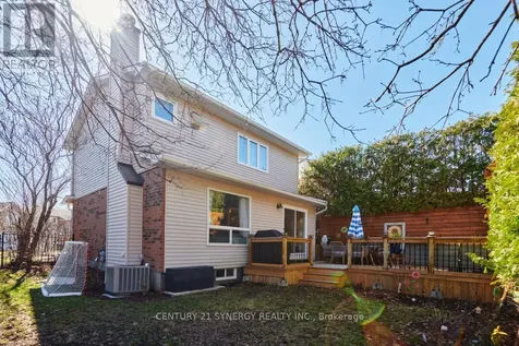 25 Waterton Crescent Ottawa ON K2M 1Y8